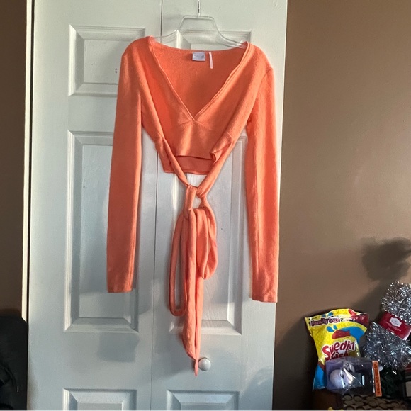 Urban Outfitters Out From Under Edith Fleece Wrap Top Coral Pink Medium - Picture 3 of 12